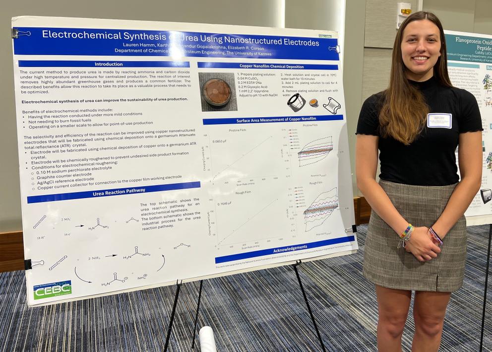 Lauren Hamm (Rutgers, Chem) presents her poster on the electrochemical synthesis of urea.