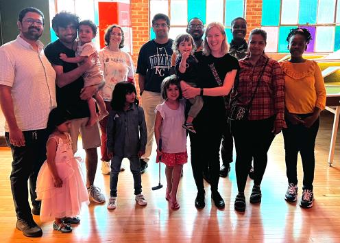 Apoorva, Mukhtiar, Morgen, Tej, Seth, Professor Corson, Kinithi, and their family members at Sinkers Lounge for mini-golfing.